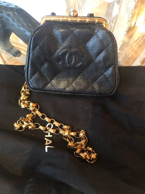 chanel lizard bag